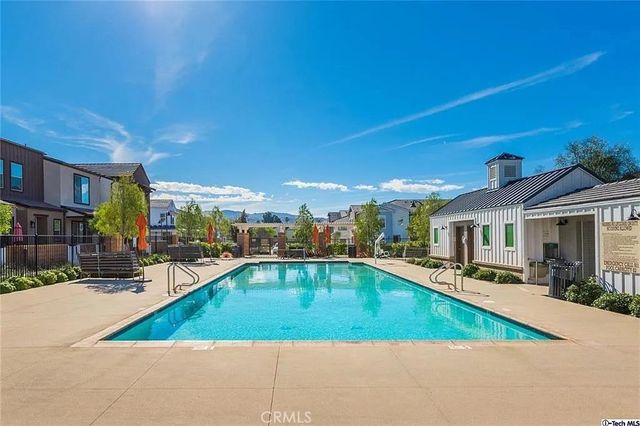 122 Red Brick # 2, Simi Valley