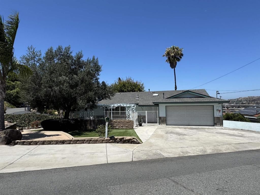 3606 Hartzel Dr, Spring Valley