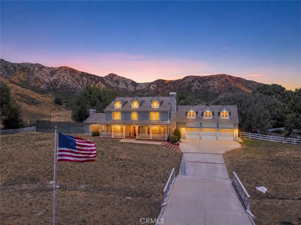 25707 Pacy Street, Newhall
