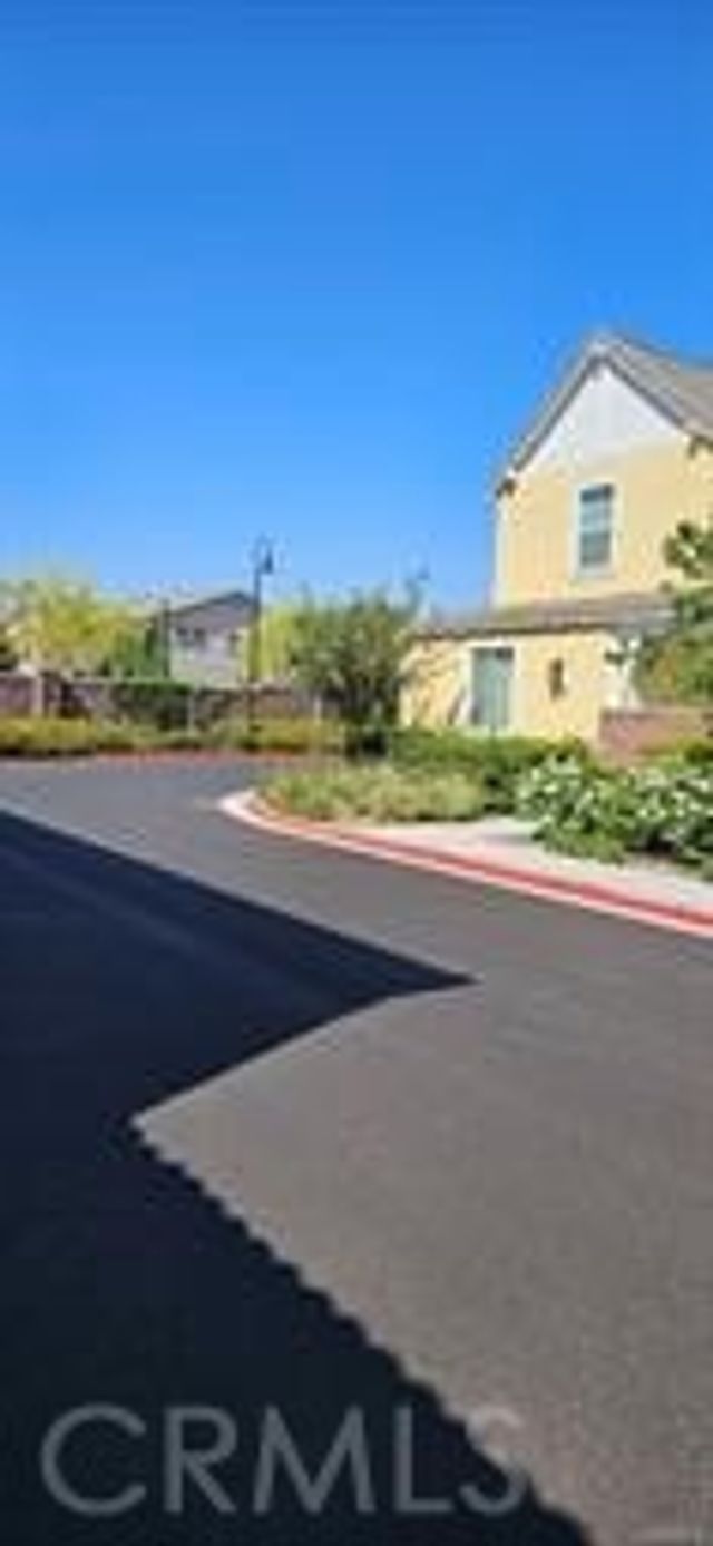 8787 Wanderlin, Chino