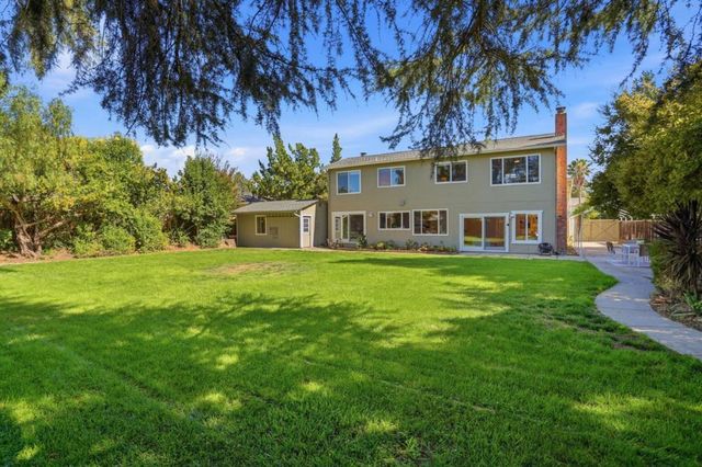 560 Tawny Drive, Pleasanton