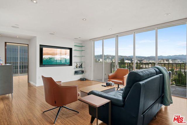 2160 Century Park East # 602, Los Angeles