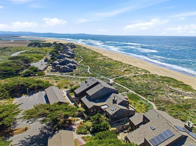 284 Monterey Dunes Way, Moss Landing