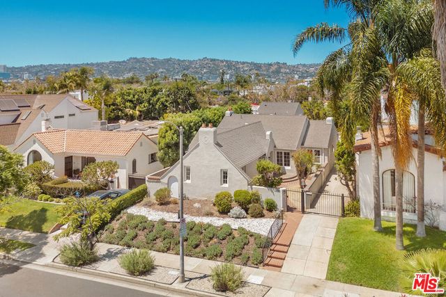 6321 W 5th Street, Los Angeles