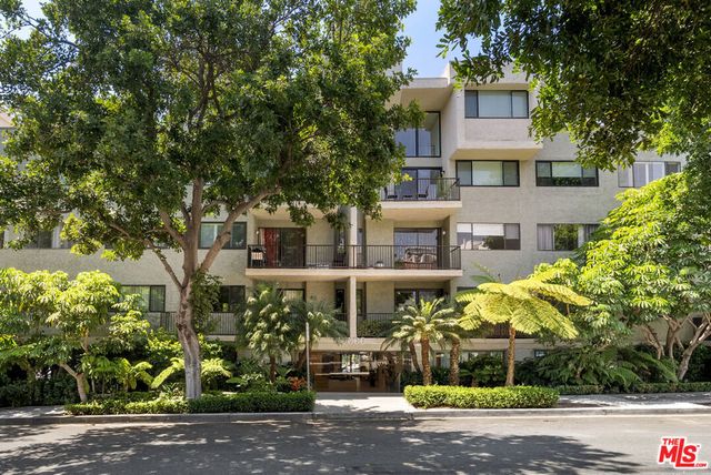 9000 Cynthia Street # 207, West Hollywood