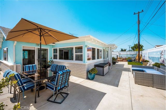 15732 Swan Lane, Huntington Beach