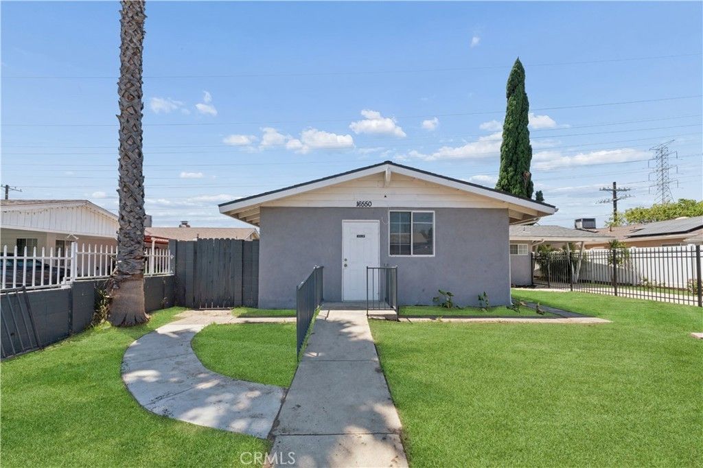 16550 Kalisher, Granada Hills