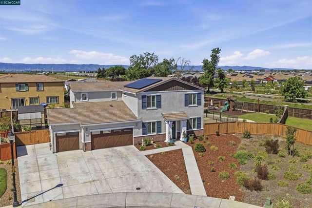 1655 Apricot Ct, Dixon