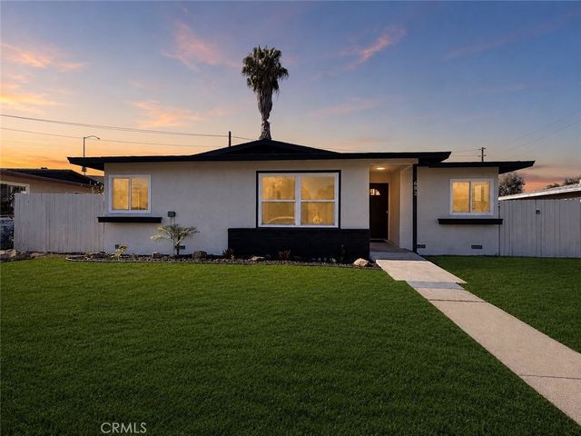 682 E La Verne Avenue, Pomona