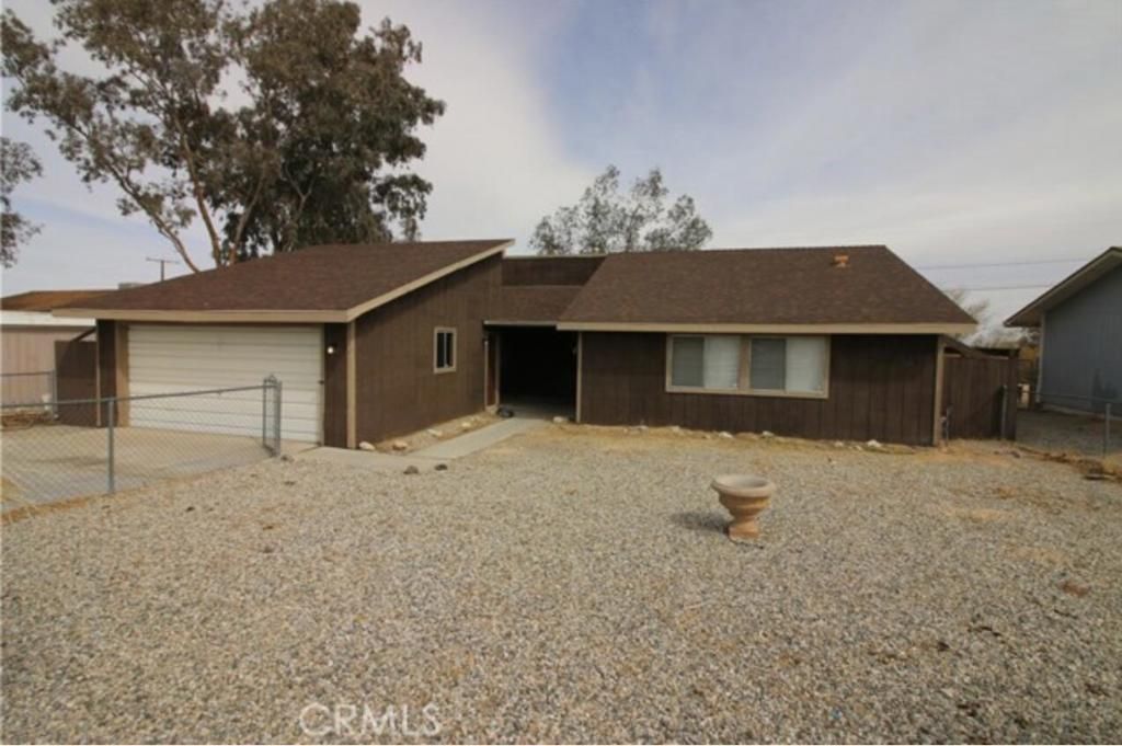 5469 Chia Avenue, 29 Palms
