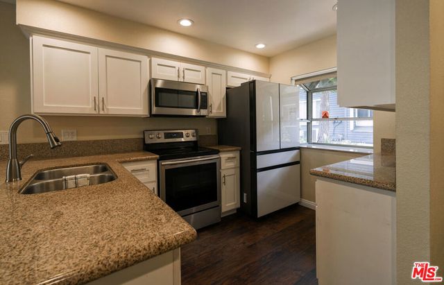 25595 Pine Creek Lane, Wilmington