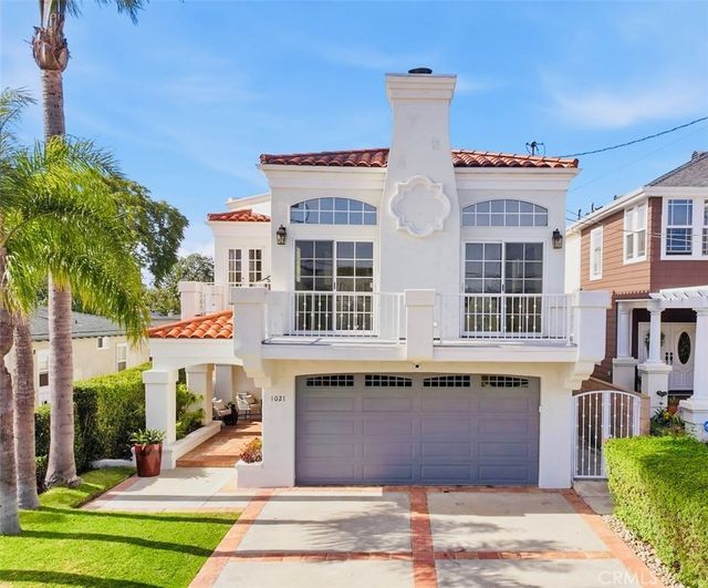 1021 Avenue D, Redondo Beach.