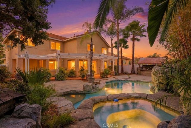 4115 Bennett, Corona