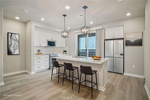 1482 Skyline Lane, San Pedro
