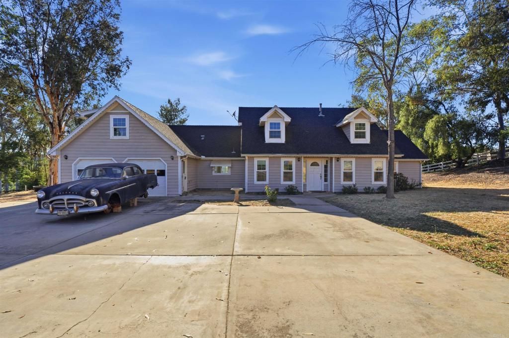 11955 Sky View Drive, Valley Center