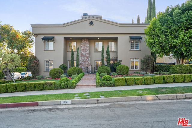 1601 Ard Eevin Avenue, Glendale
