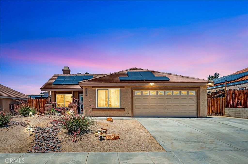 3419 Dakota, Rosamond