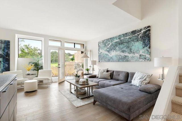 170 Las Banderas Dr, Solana Beach