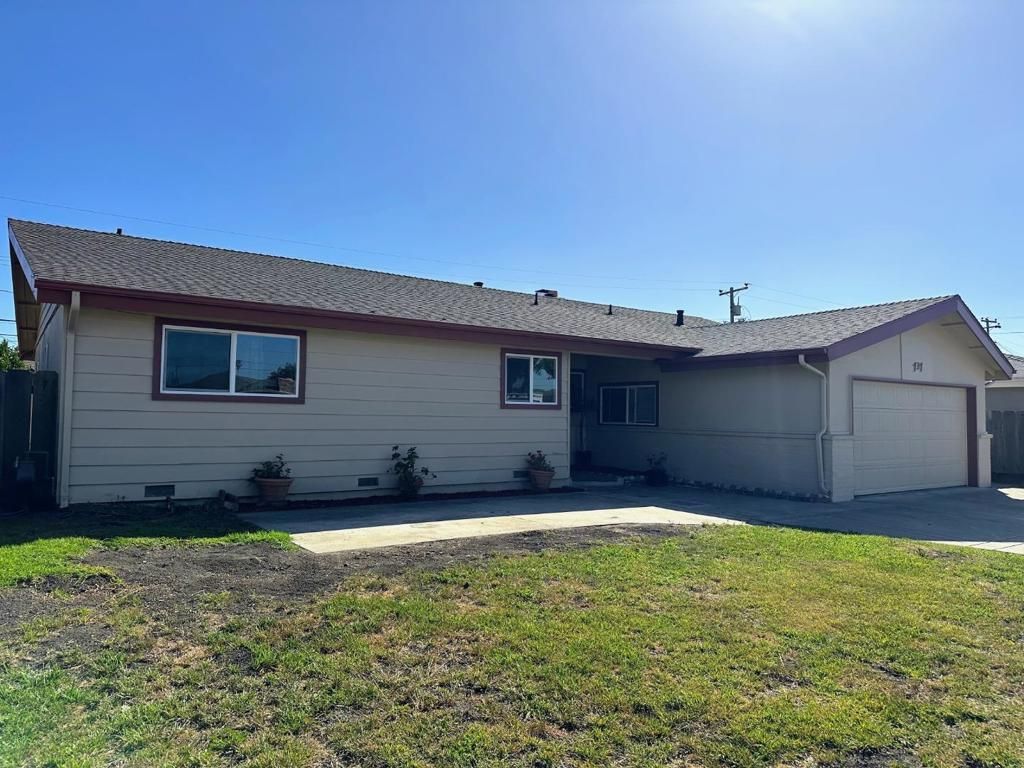 737 Saint Ann Drive, Salinas