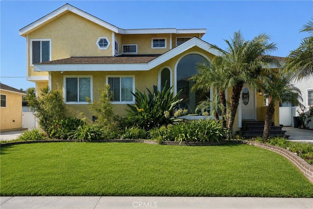 6104 Yearling, Lakewood