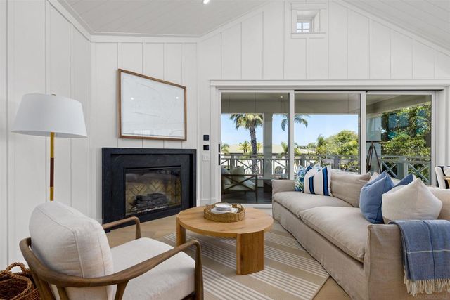 747 Orange Ave # 301, Coronado