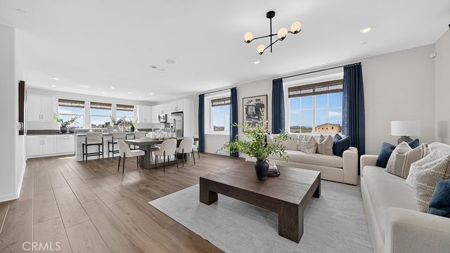 8356 Toyon Street, Chino
