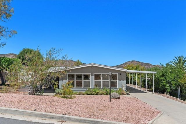 24414 Wagon Wheel, Wildomar