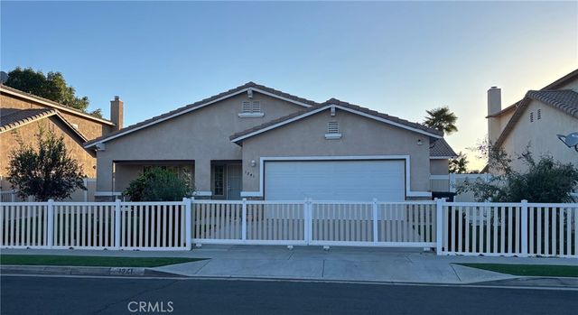 1241 Shenandoah, Hemet