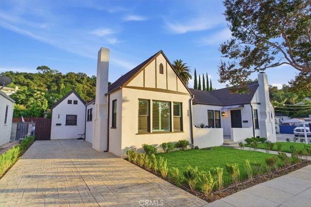 900 Brier Lane, Glendale