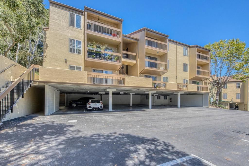 4106 Golden Oaks Lane, Monterey