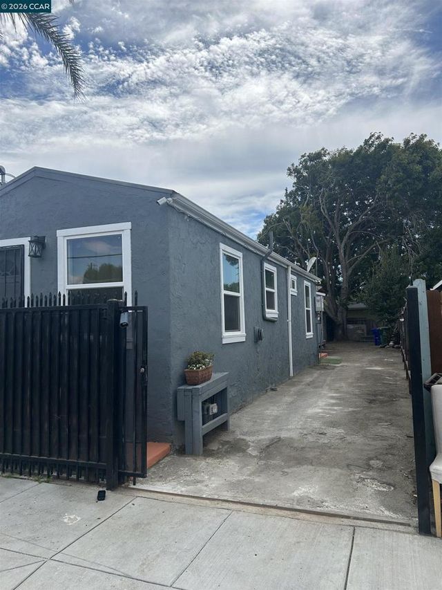 1825 Fred Jackson Way, Richmond