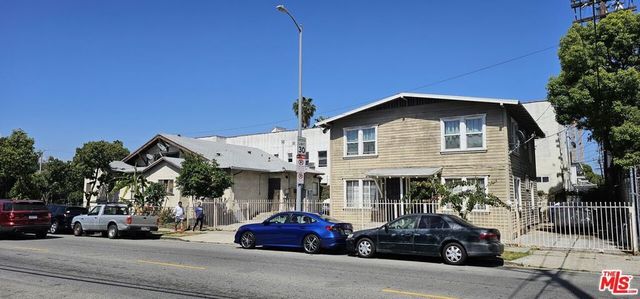1120 N Van Ness Avenue, Los Angeles