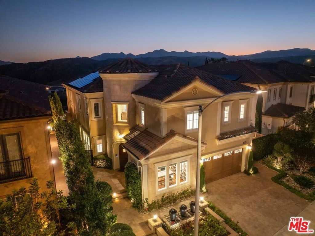 12023 N Ricasoli Way, Porter Ranch