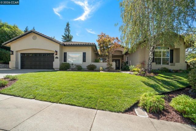 110 Forest Hill Dr, Clayton