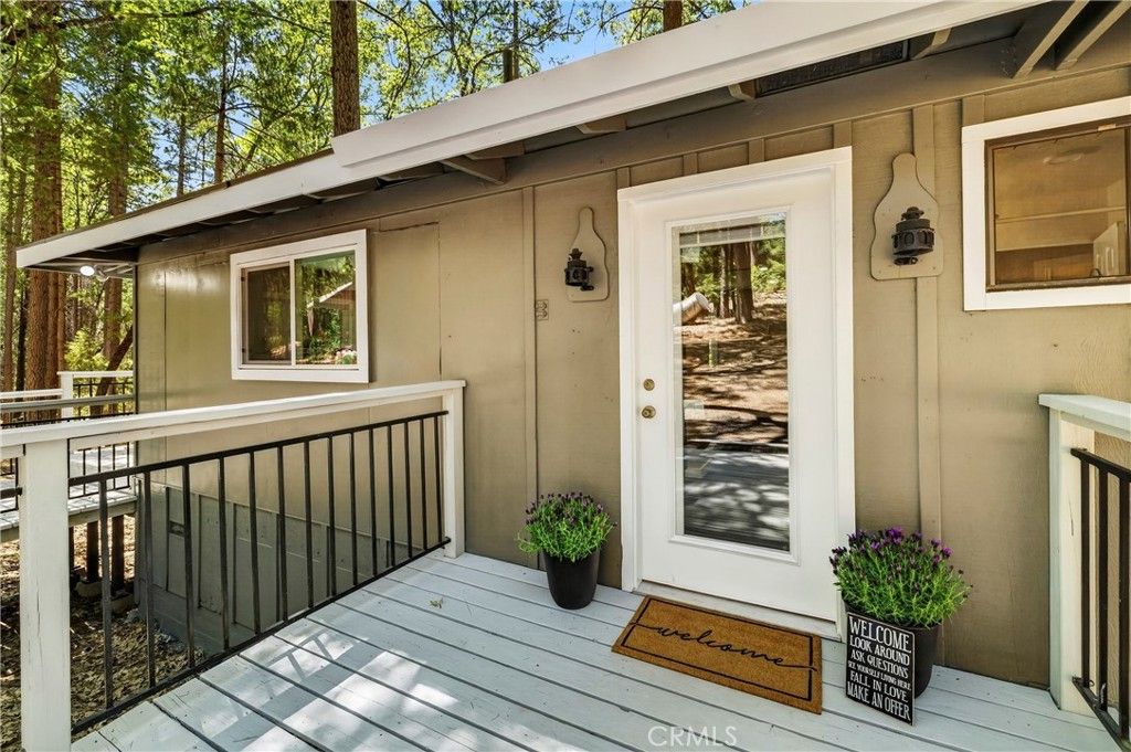 5082 Pine, Forest Ranch