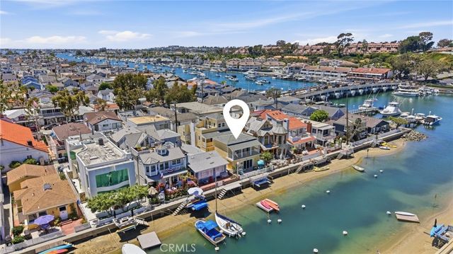 325 Grand Canal, Newport Beach