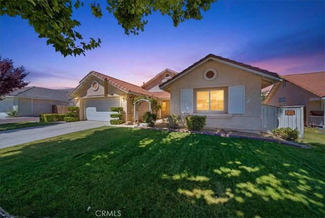 15636 Amber Pointe, Victorville