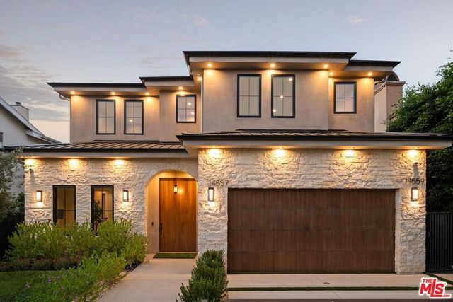 14557 Addison Street, Sherman Oaks