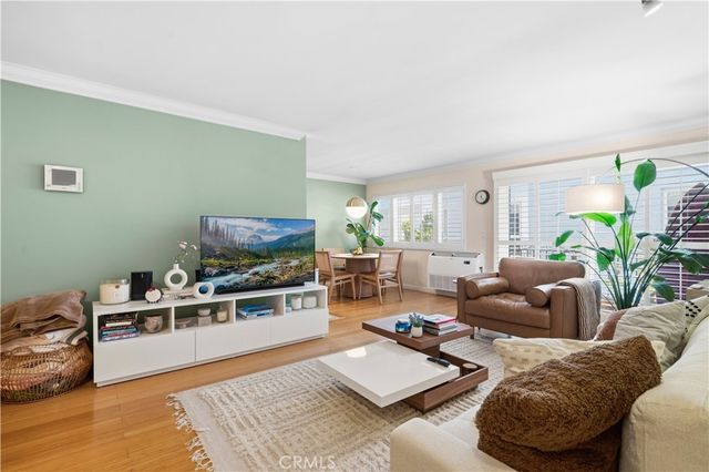 1154 S Barrington Avenue # 213, Los Angeles