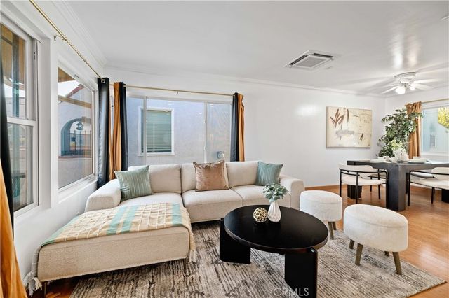 1227 E 1st # 2f, Long Beach