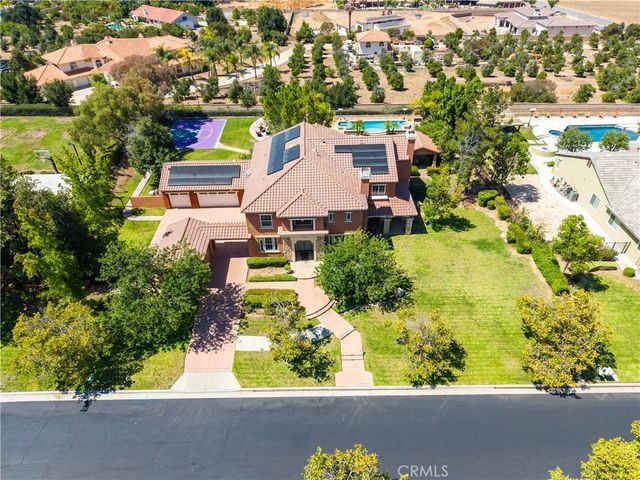 1055 Lowry Ranch, Corona