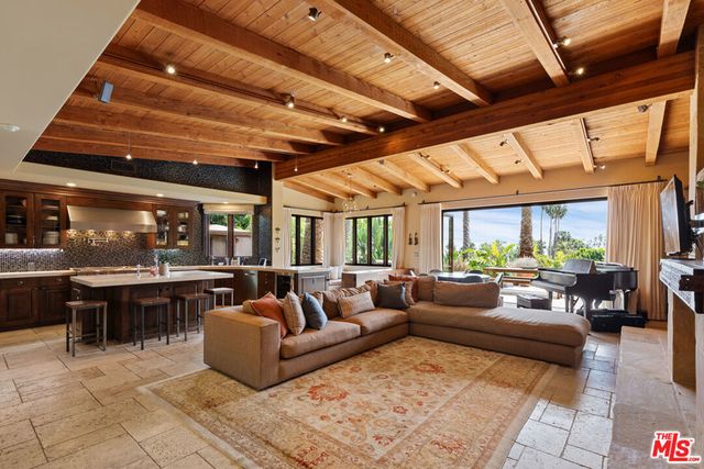 27409 Pacific Coast Highway, Malibu