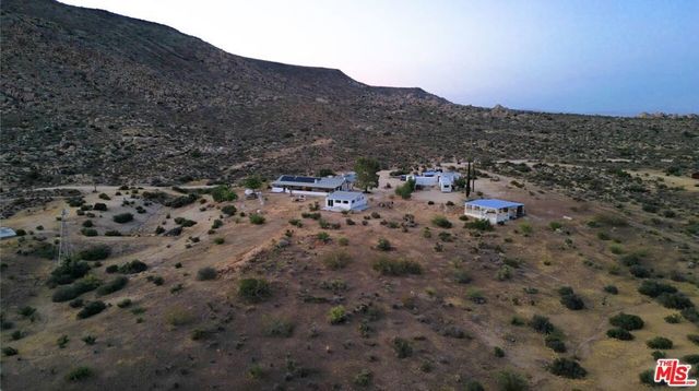 2900 Roadrunner, Pioneertown