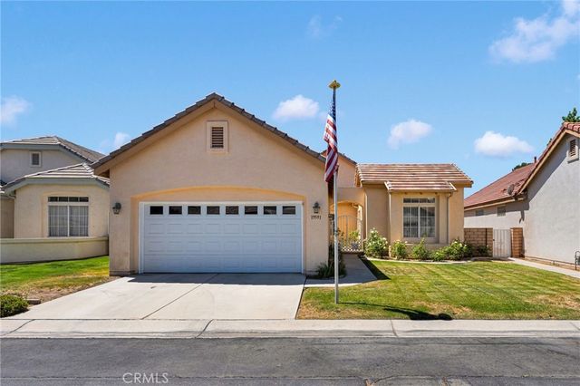 19591 Rolling Green, Apple Valley