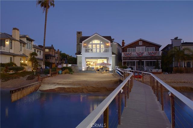 1324 E Balboa Boulevard, Newport Beach
