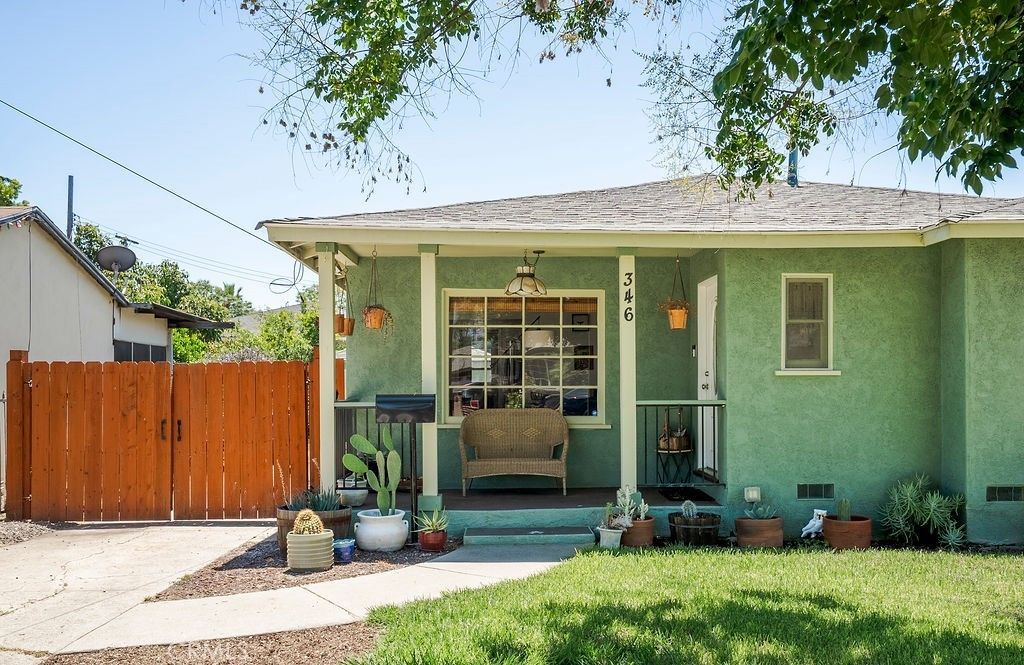 346 W Artesia, Pomona