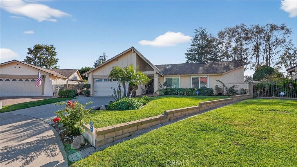 27302 Via Olmo, Mission Viejo