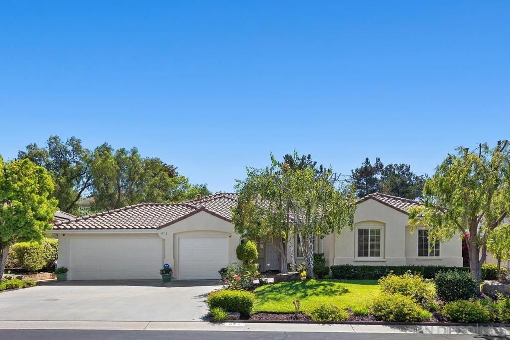 672 Inverlochy Dr, Fallbrook