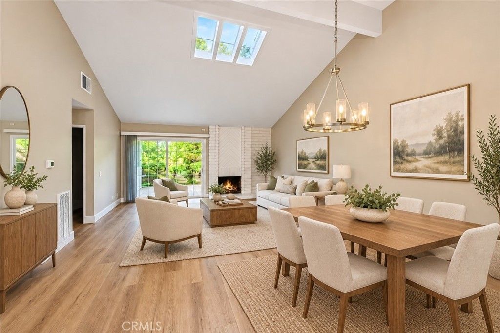 11 Beechwood, Irvine