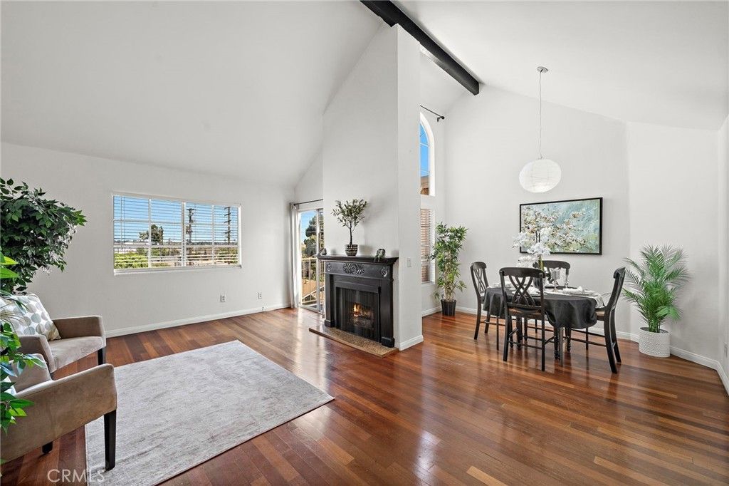 1100 Newport Avenue # 404, Long Beach